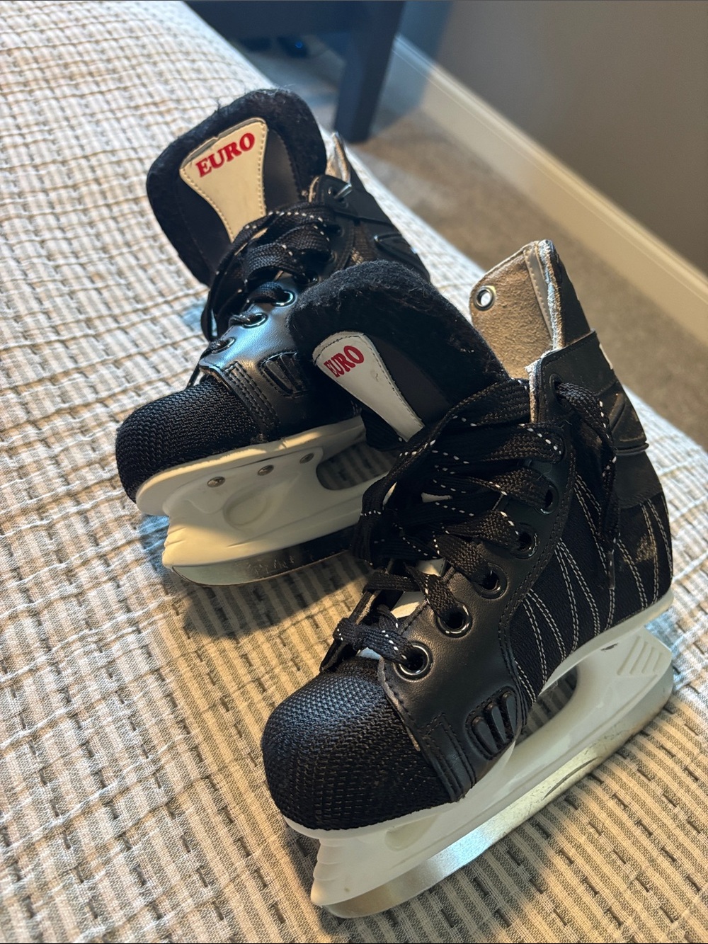 EURO Kids Black Ice Hockey Skates